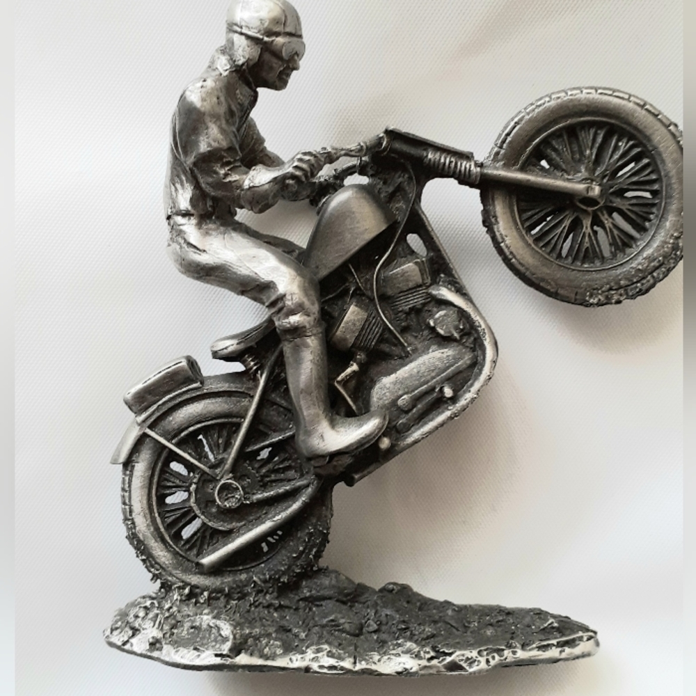 Harley-Davidson Sculpture 'Off Road Adventure ' Collectable